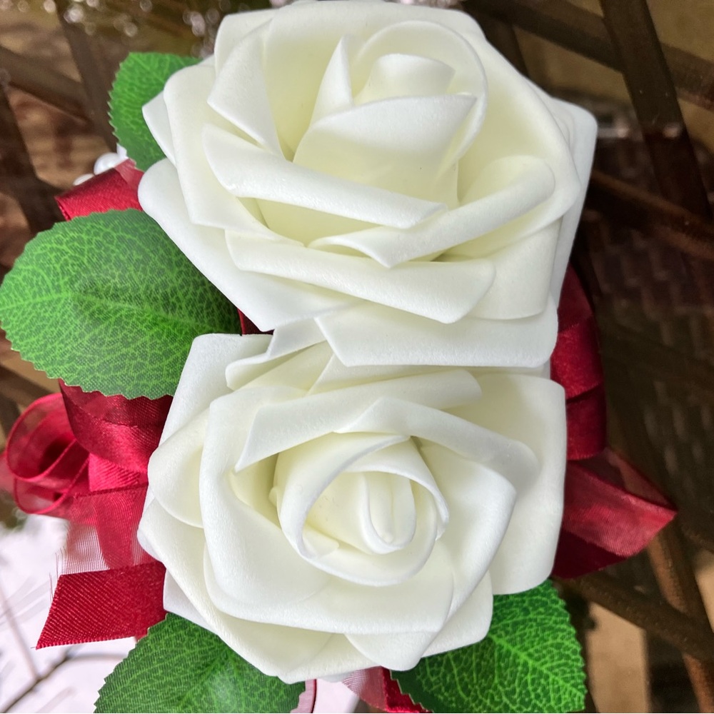 2 rose wrist corsage